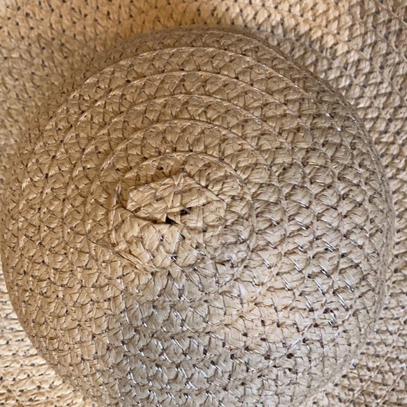 Max Grey straw floppy beach hat - Picture 5 of 7